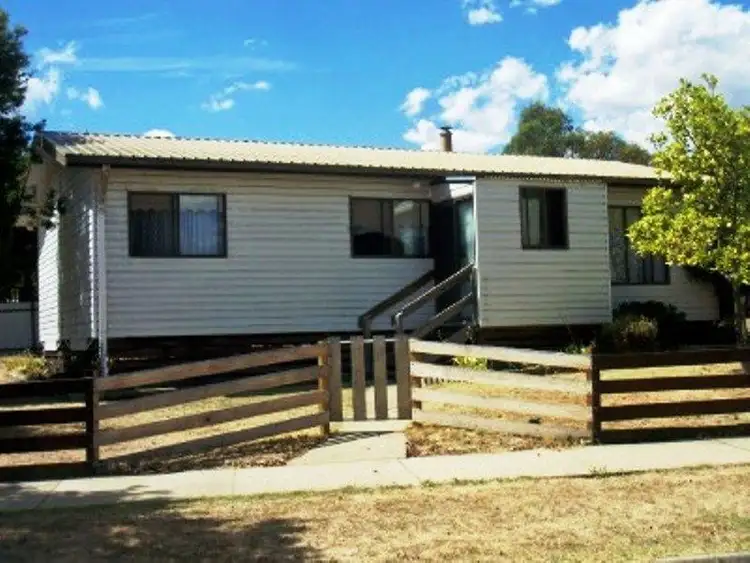 1 Kneebone Court, Myrtleford VIC 3737
