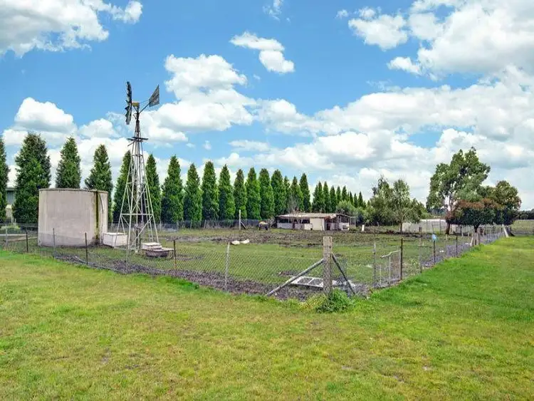 Fifth view of Homely house listing, 74 PATTERSON STREET, Beveridge VIC 3753