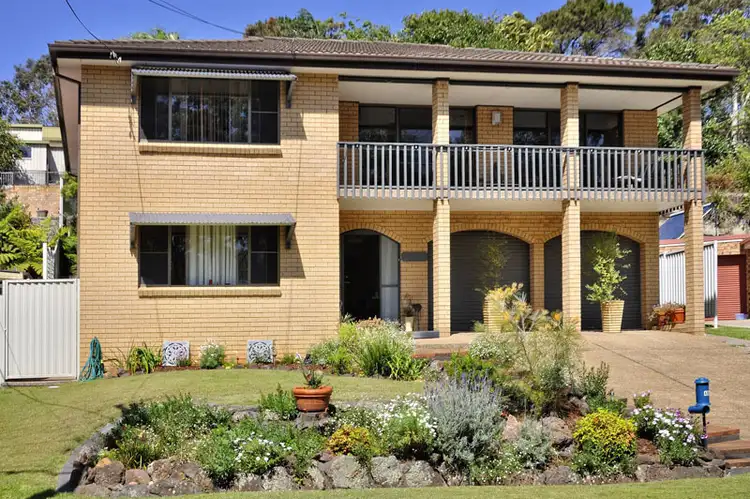 48 Brooke Street, Yarrawarrah NSW 2233