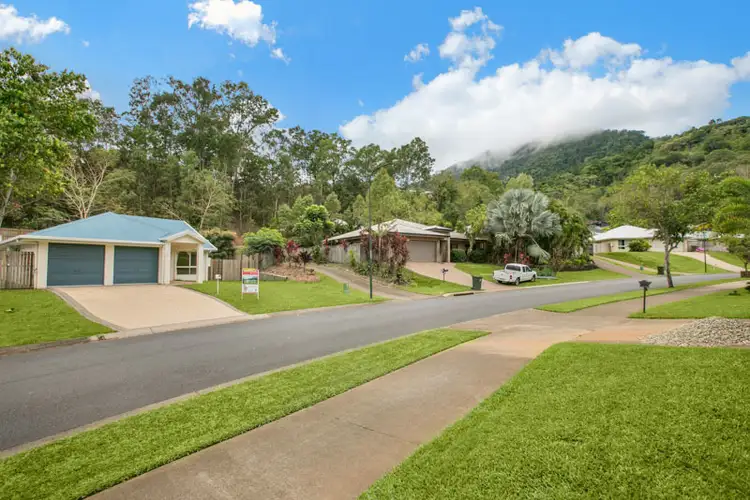 19 William Hickey Street, Redlynch QLD 4870