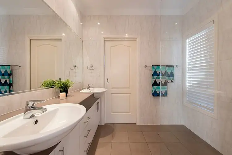 Fifth view of Homely house listing, 3 HOLLAND PLACE, Carindale QLD 4152