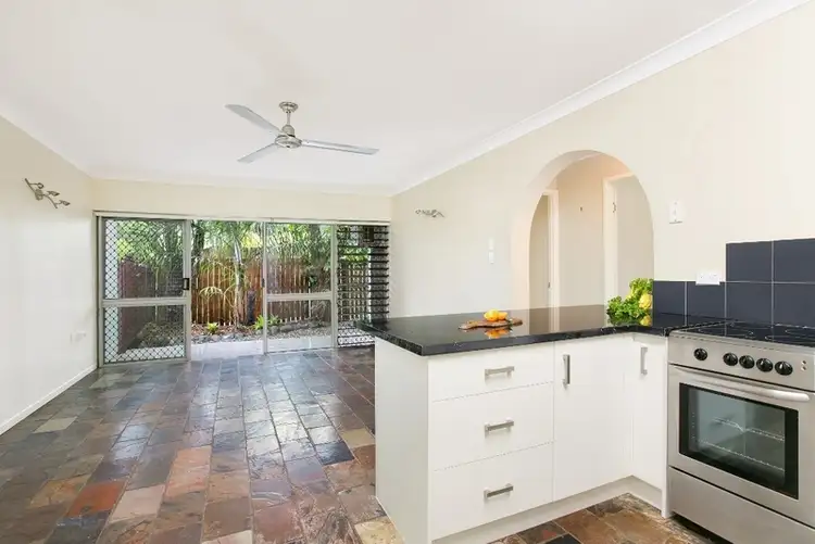 Main view of Homely unit listing, 4/5 Maytown Close, Manoora QLD 4870