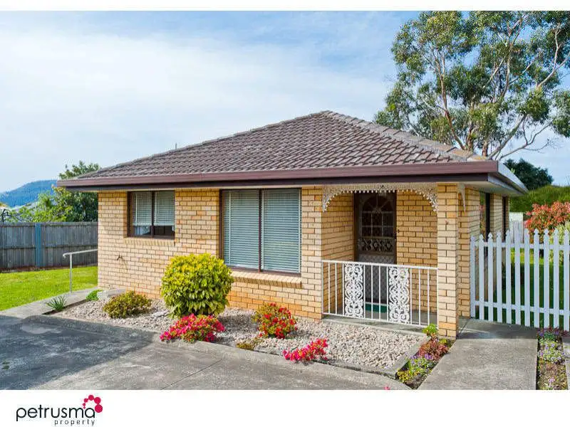 Main view of Homely villa listing, 2/27 Walgett place, Glenorchy TAS 7010