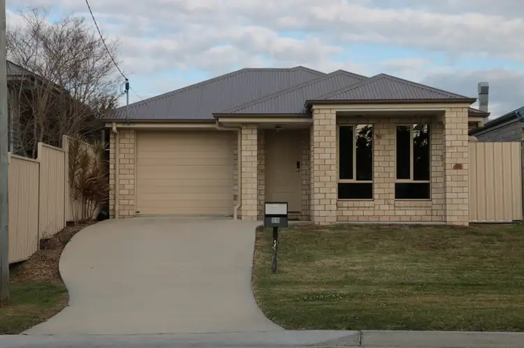 32 Bowen St, Deagon QLD 4017