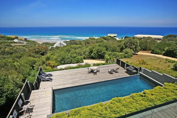 25 Banool Road, Fairhaven VIC 3231