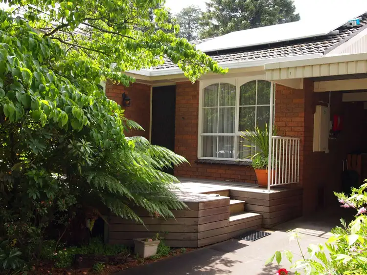18 Wood St, Bright VIC 3741