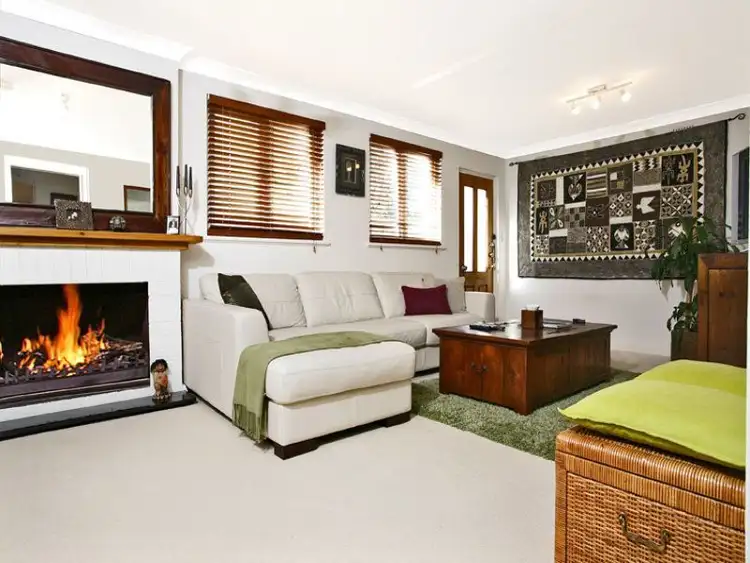 Fourth view of Homely semi-detached listing, 1/40 Serpentine Crescent, North Balgowlah NSW 2093