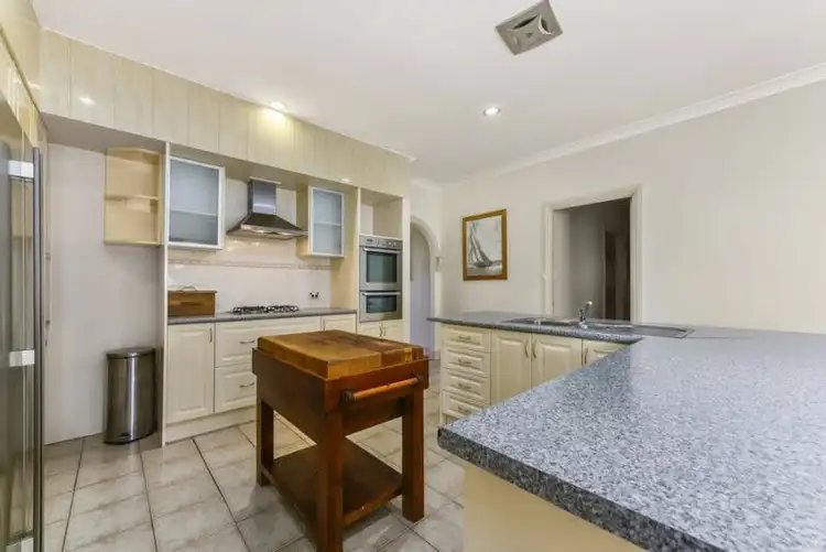 Fifth view of Homely house listing, 18 PINECREST CRT, Mount Gambier SA 5290