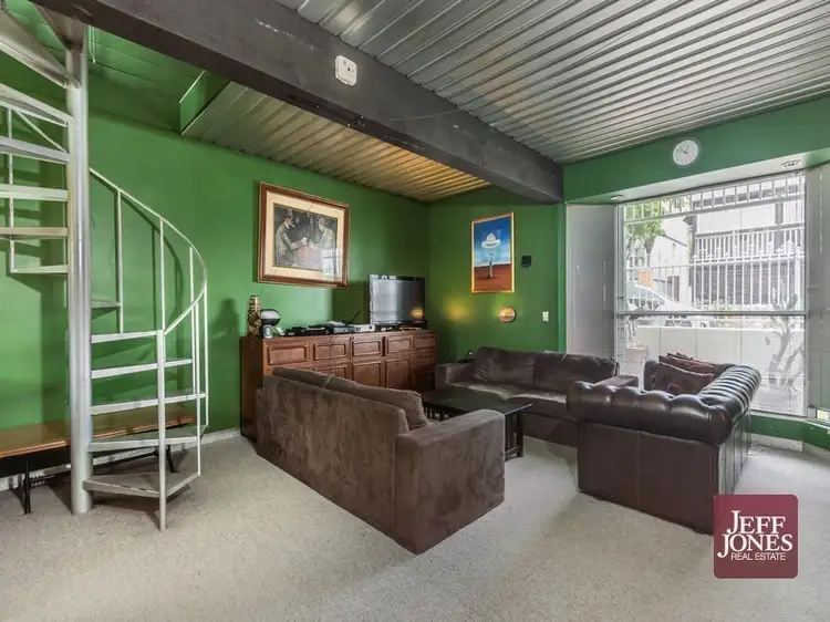 Second view of Homely house listing, 31 Isaac Street, Spring Hill QLD 4000