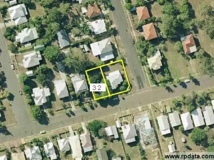 32 Wakefield Street, Sandgate QLD 4017