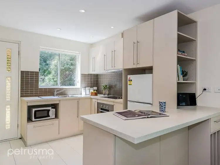 Main view of Homely unit listing, 2/276 Churchill Avenue, Sandy Bay TAS 7005