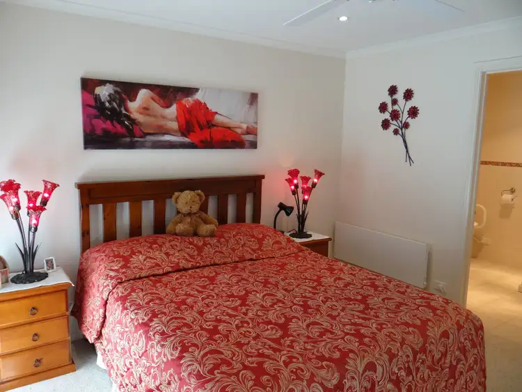 Sixth view of Homely house listing, 5 Georgian Court, Bright VIC 3741