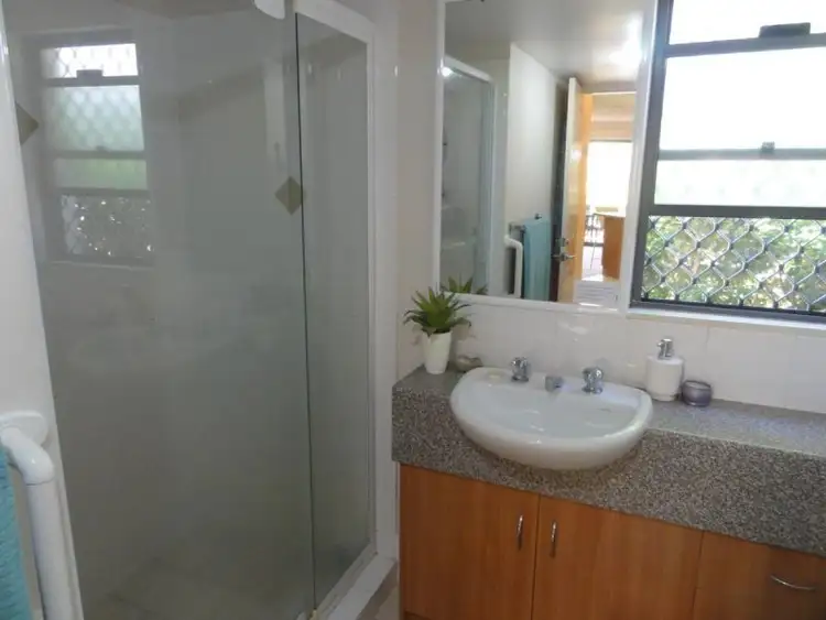 Fifth view of Homely unit listing, 25/8-14 Whitby St, Southport QLD 4215