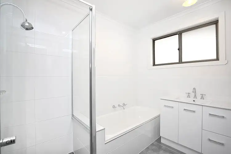 Second view of Homely unit listing, 3/4 Somerset Drive, Warragul VIC 3820