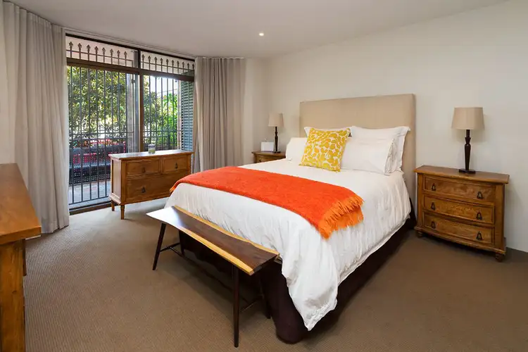 Fifth view of Homely apartment listing, 2/6 Challis Avenue, Potts Point NSW 2011