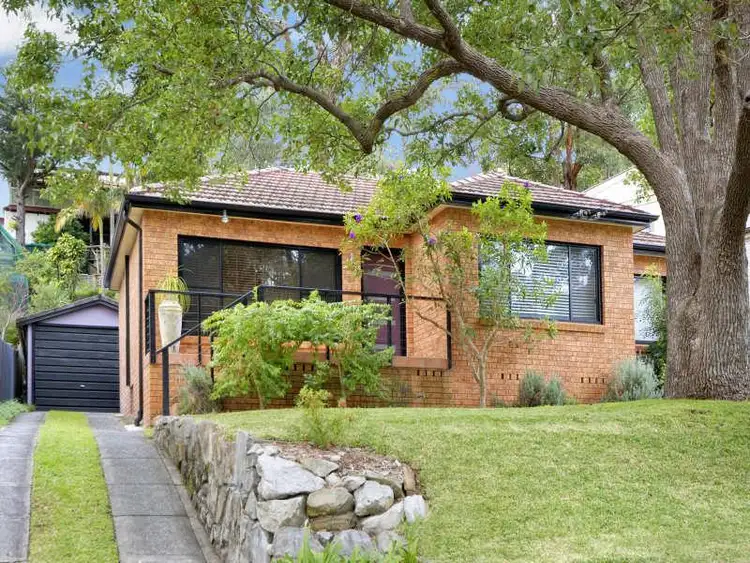 34 Tobruk Avenue, Engadine NSW 2233