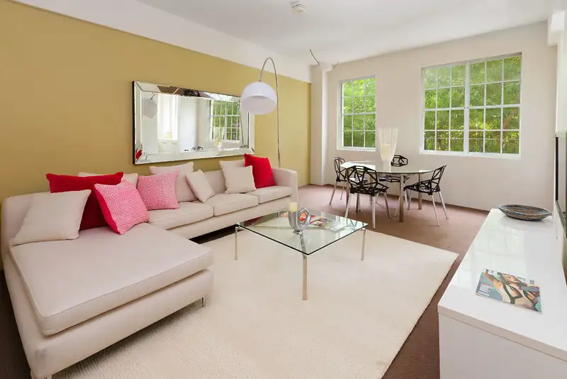Main view of Homely apartment listing, 2/2 Greenknowe Avenue, Elizabeth Bay NSW 2011