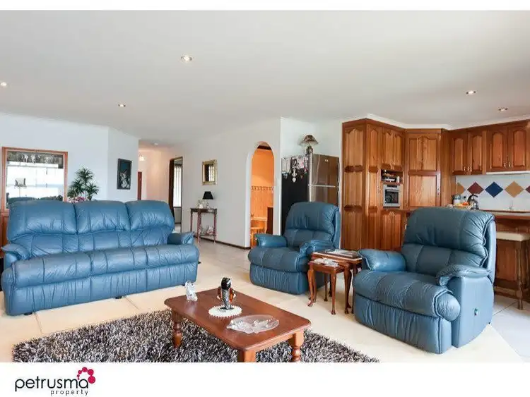 Third view of Homely villa listing, 32 Malunna Rd, Lindisfarne TAS 7015