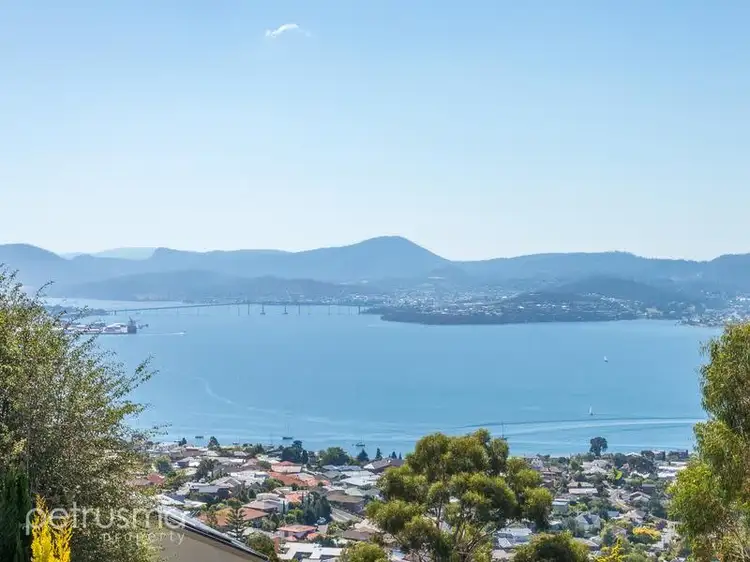 Main view of Homely unit listing, 1/33 Nicholas Drive, Sandy Bay TAS 7005