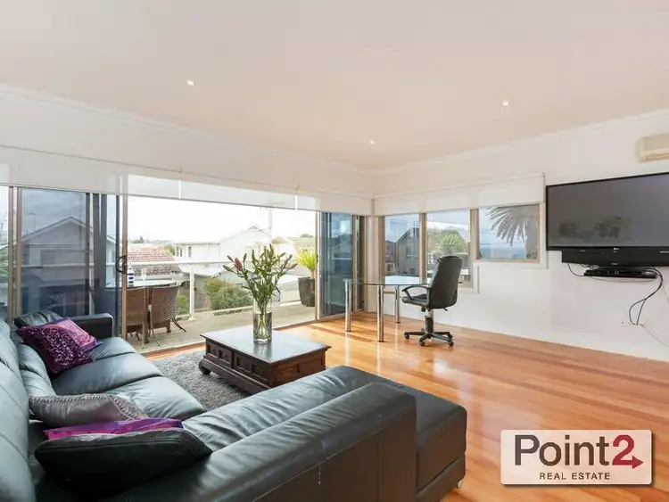 Sixth view of Homely house listing, 7 Palm Court, LONG ISLAND, Frankston VIC 3199