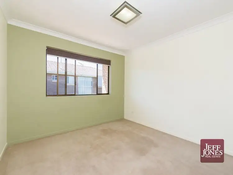 Fourth view of Homely unit listing, 5/11 Weston Street, Coorparoo QLD 4151