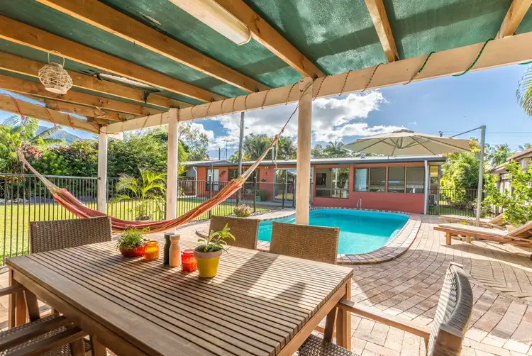 8 Sussex Street, Trinity Park QLD 4879