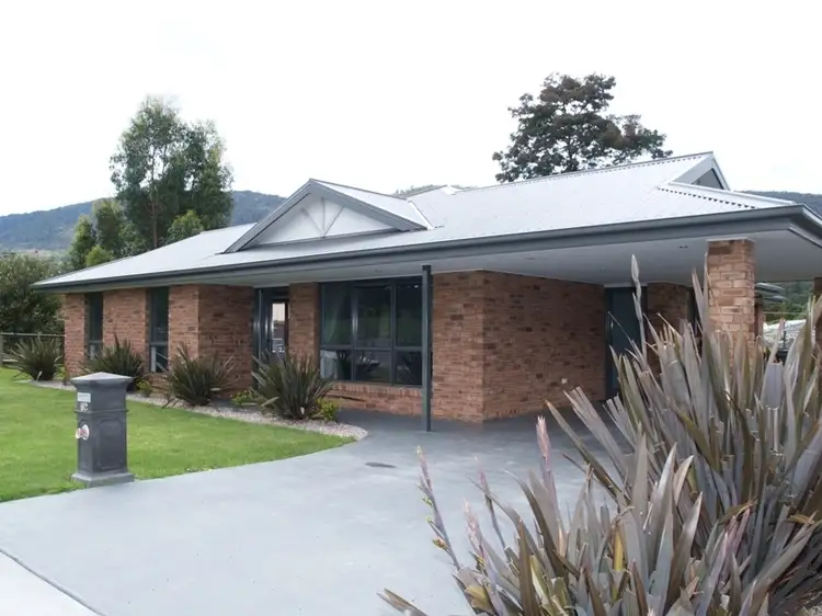 62 Sale Street, Huonville TAS 7109
