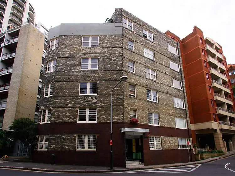 Third view of Homely apartment listing, 1/1 Birtley Place, Elizabeth Bay NSW 2011
