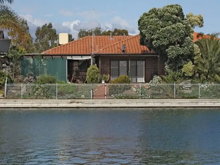 19 Lakeview Avenue, West Lakes SA 5021