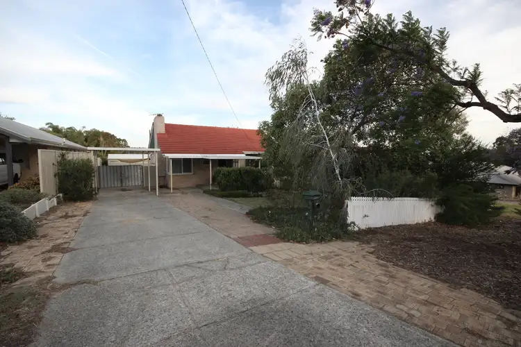 17 Tedrake Street, Willagee WA 6156