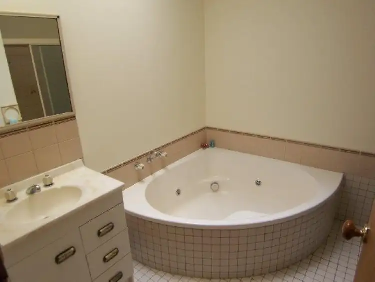 Sixth view of Homely unit listing, 12/3-5 Church St, Bright VIC 3741