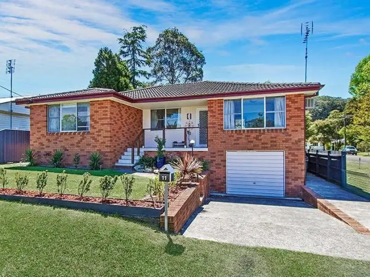 11 Cambridge Circle, Ourimbah NSW 2258