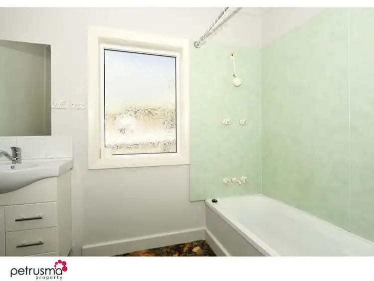 Sixth view of Homely unit listing, 1/719 Main road, Berriedale TAS 7011