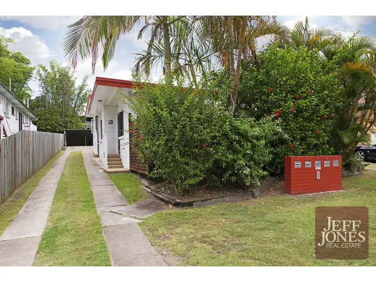 2/8 Boongall Road, Camp Hill QLD 4152