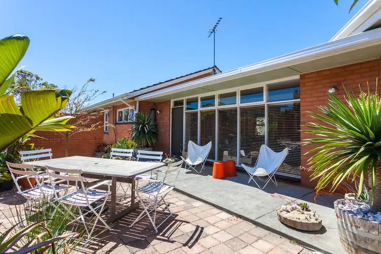 6 Beach Road, Torquay VIC 3228