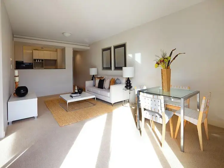 Third view of Homely apartment listing, 102/1A Tusculum Street, Potts Point NSW 2011
