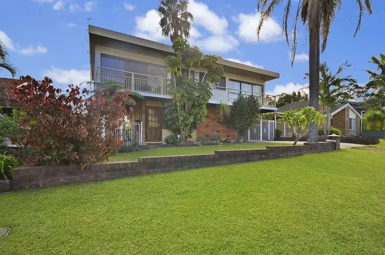 40 Dianne Avenue, Lake Munmorah NSW 2259