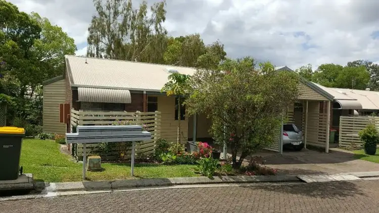 18 Doolan, Nambour QLD 4560