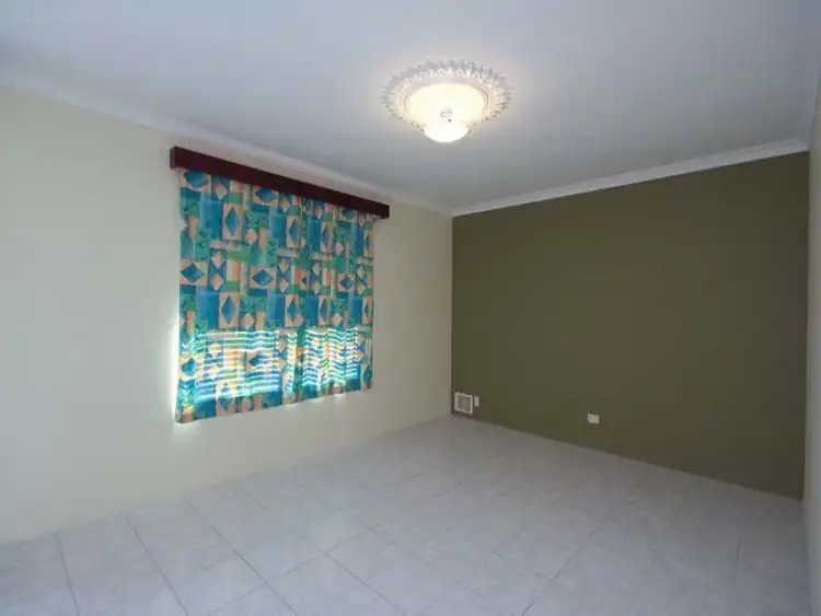 Sixth view of Homely house listing, 4 Rosella Place, Gosnells WA 6110