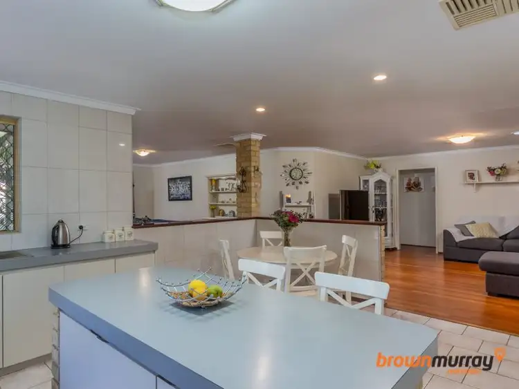 Fifth view of Homely house listing, 8 Juniper Court, Thornlie WA 6108