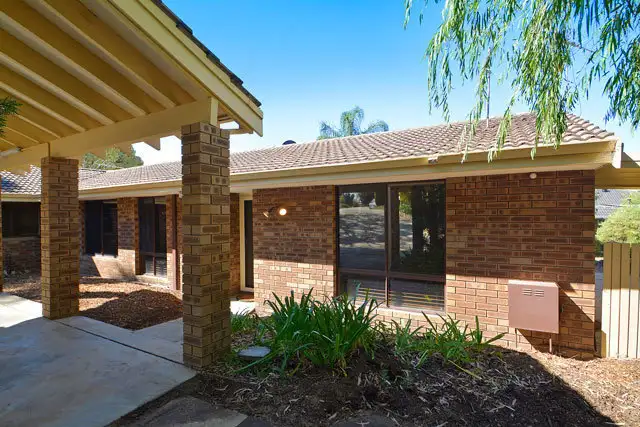 Second view of Homely semi-detached listing, 5 Tomatin Court, Duncraig WA 6023