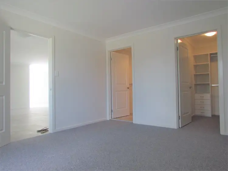 Third view of Homely house listing, 8 Wollondilly Avenue, Goulburn NSW 2580