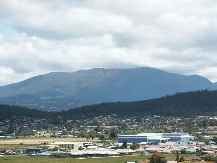 Fifth view of Homely unit listing, 1/2 Crete Place, Oakdowns TAS 7019