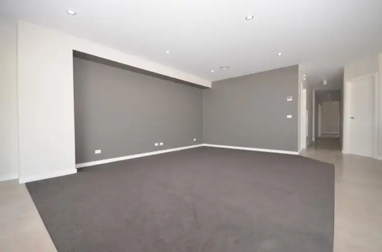 Fourth view of Homely townhouse listing, 1/15 Burnett Street, Horsham VIC 3400