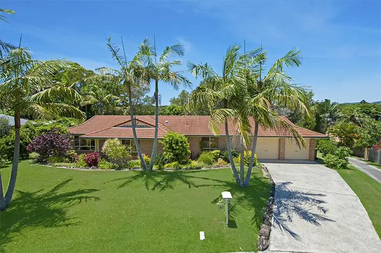 8 Hakea Crescent, Suffolk Park NSW 2481