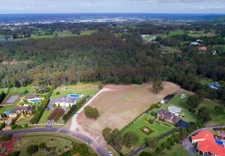 43 Cubitt Dr, Denham Court NSW 2565