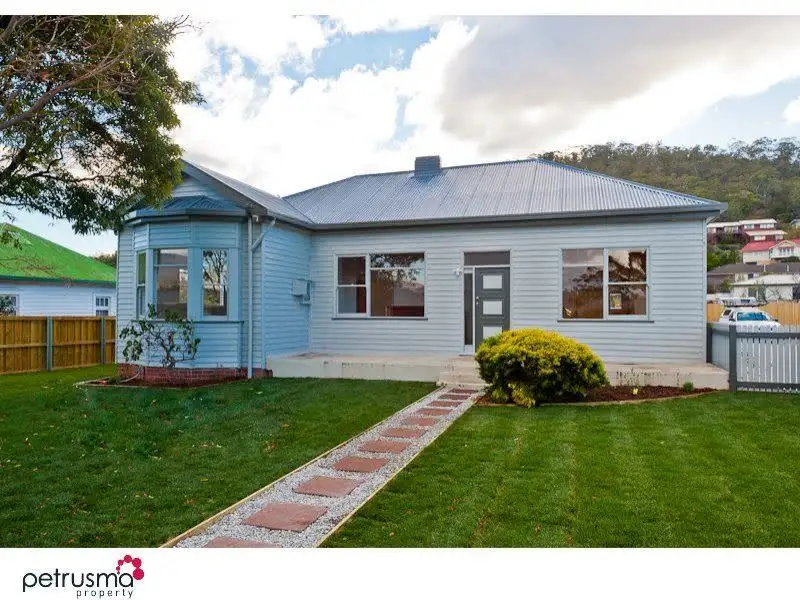 Main view of Homely house listing, 1/10 Talune Street, Lindisfarne TAS 7015