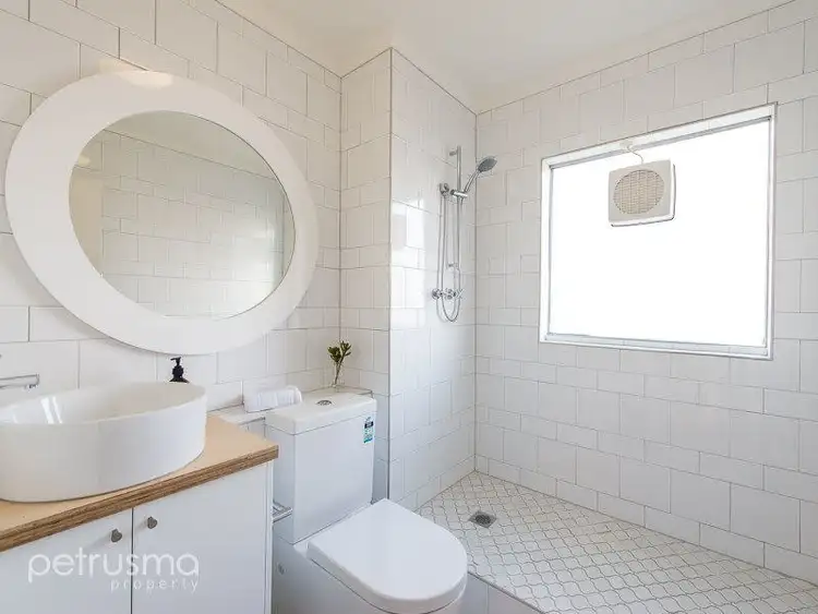 Sixth view of Homely unit listing, 11/7 View Street, Sandy Bay TAS 7005