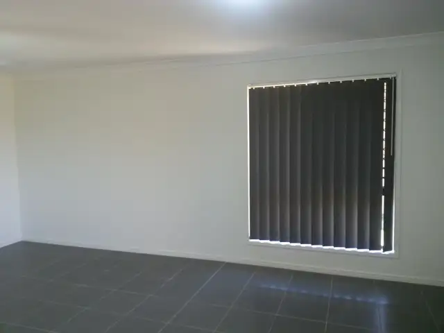 Fifth view of Homely unit listing, 1/13 Bahrs Point Drive, Bahrs Scrub QLD 4207