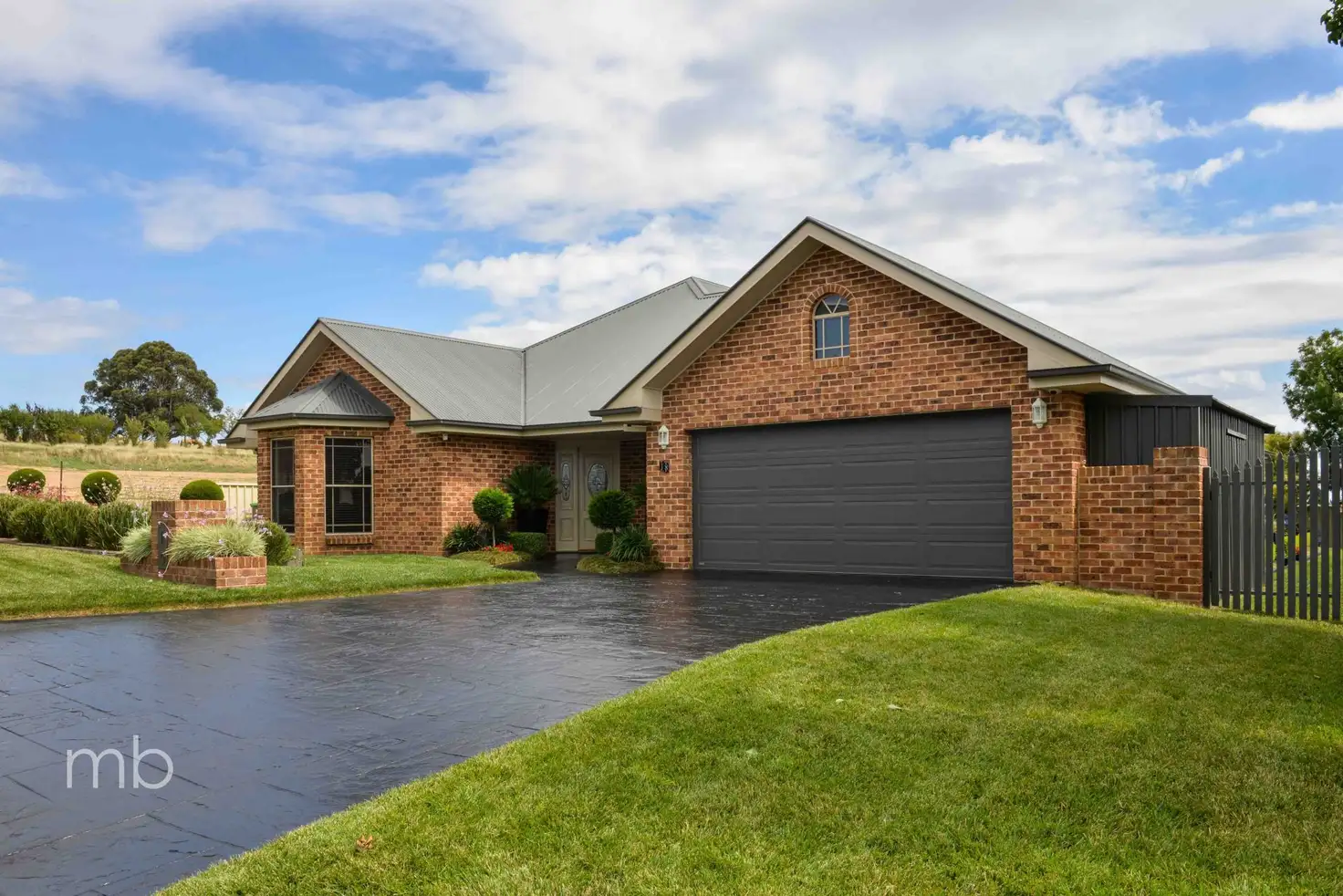 Main view of Homely house listing, 18 Lisbon Circuit, Orange NSW 2800